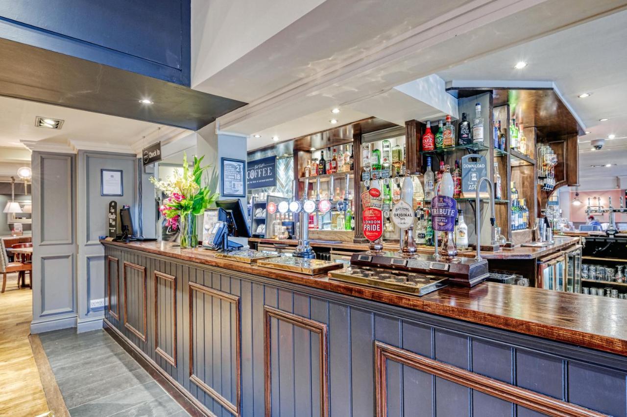 The Wheatsheaf By Innkeeper'S Collection Woking Exterior foto